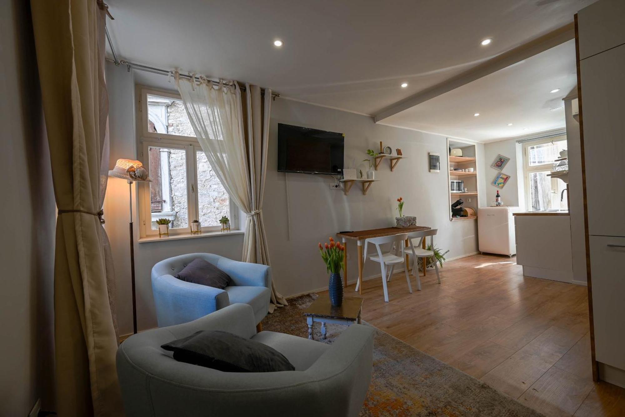 Ave Maria Apartman *
